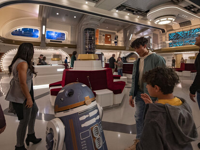 Family inside Galactic Starcruiser