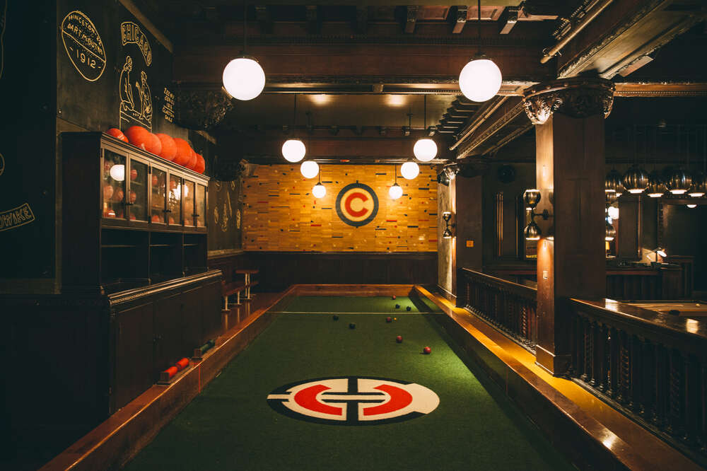 11 Clubs And Breweries To Enjoy The Chicago Nightlife