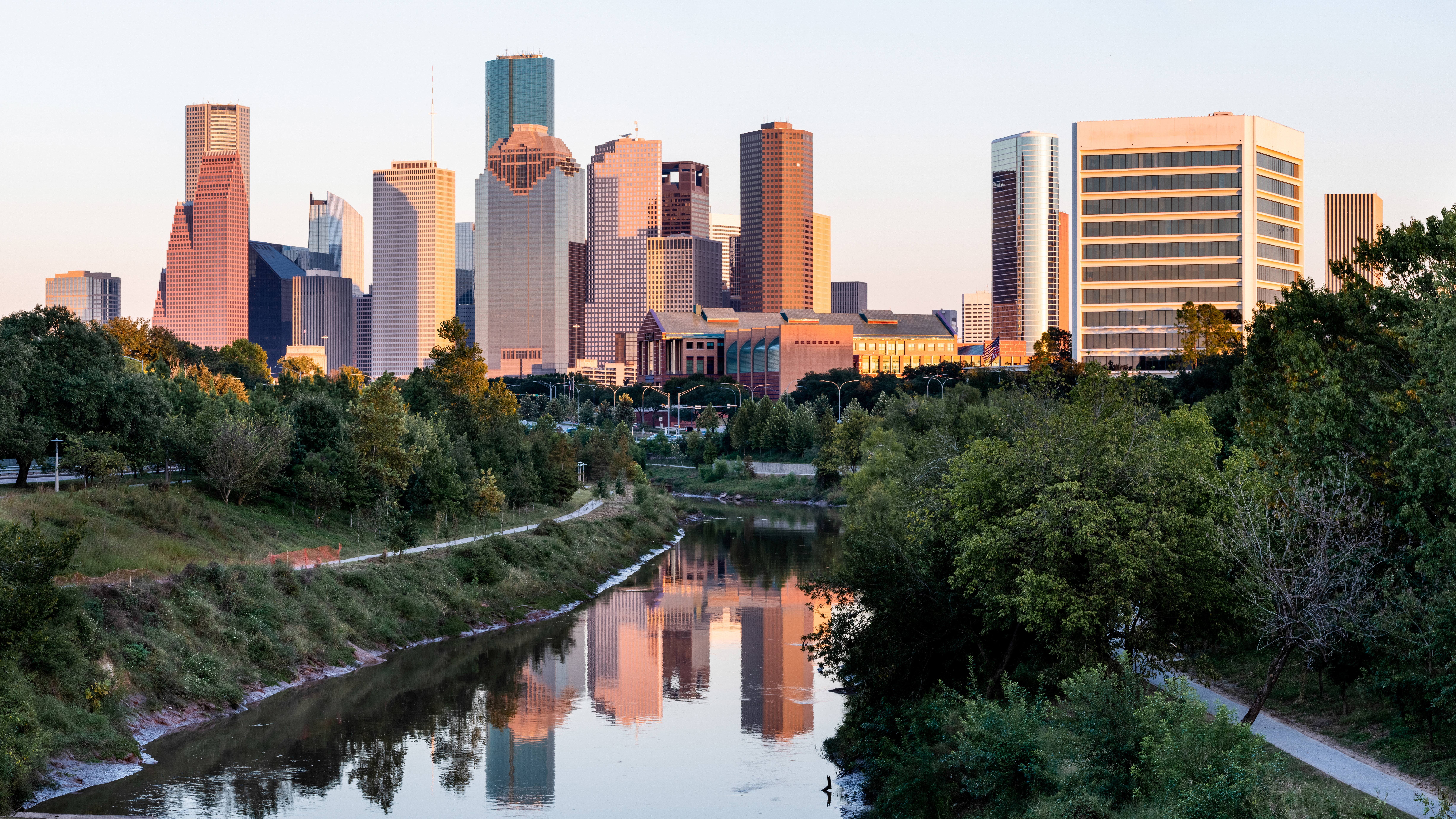 15 City Runs That Double as Urban Exploration