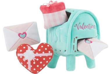 Send her a love letter: Frisco Valentine Love Letters Hide and Seek Puzzle Plush Squeaky Dog Toy
