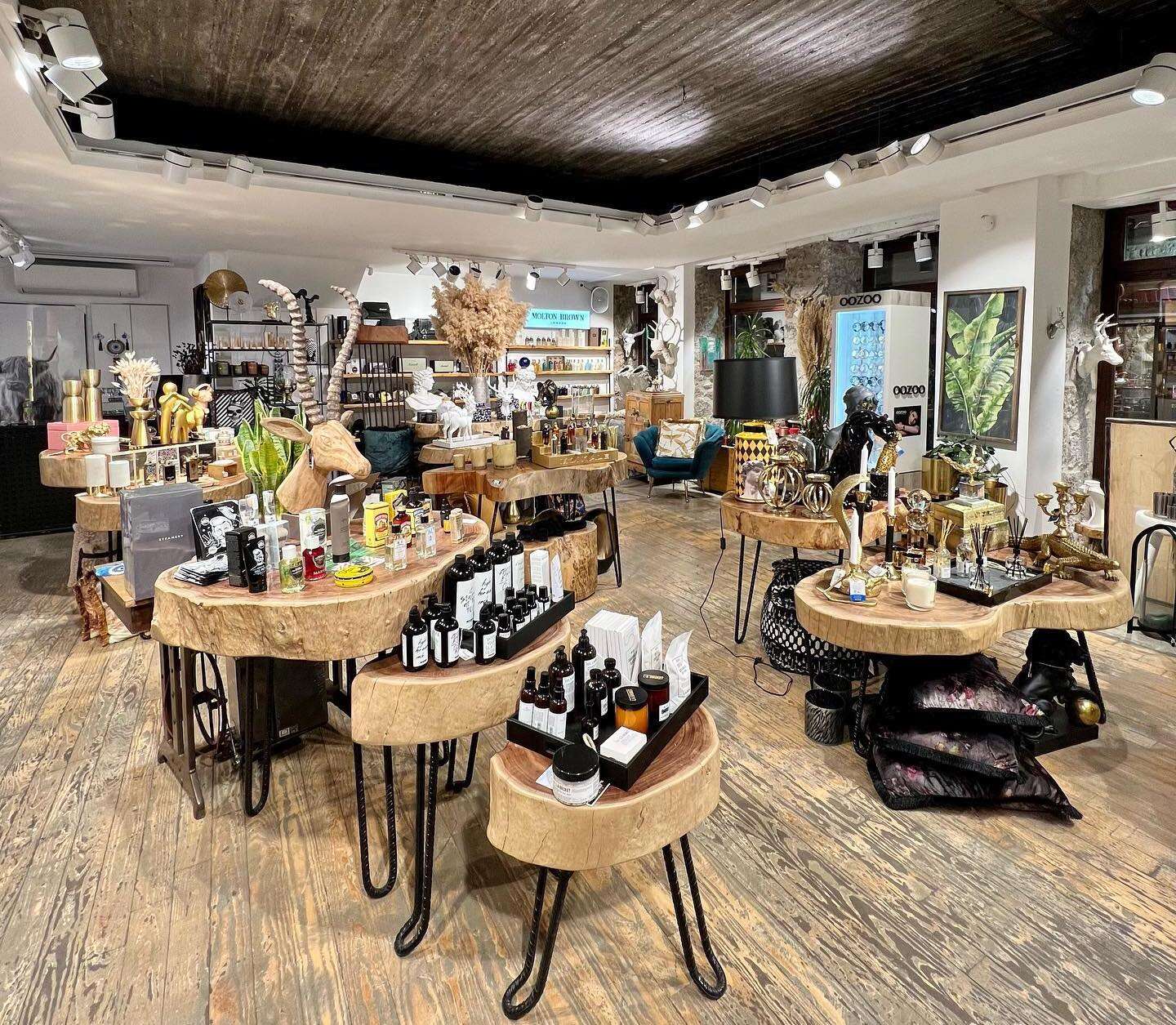 shopping Arachova
