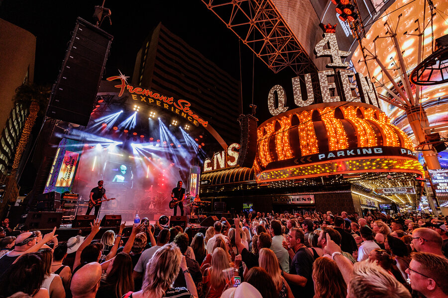 Here's How Much It Costs to Light the Las Vegas Strip and Other Famous  Illuminated Landmarks