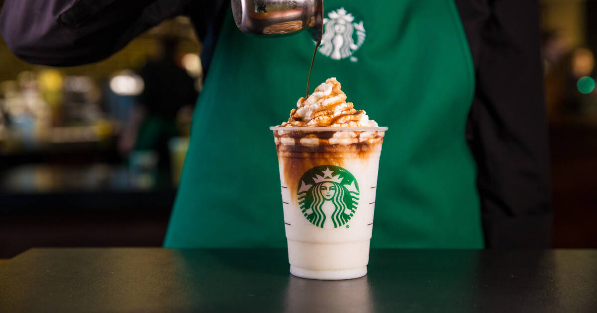 This Fall, Pumpkin Spice Lattes Get Competition From Starbucks' and  Dunkin's Apple Drinks - Eater