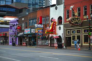 Broadway Historic District