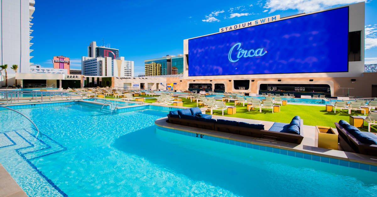 Blu Pool Las Vegas Pool - Horseshoe Las Vegas