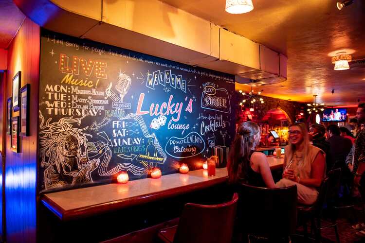 Lucky's Lounge