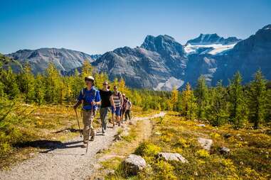 discover banff hiking tour