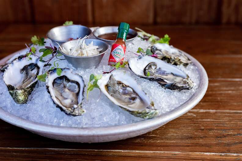 eat oysters at Laguna Fish Company