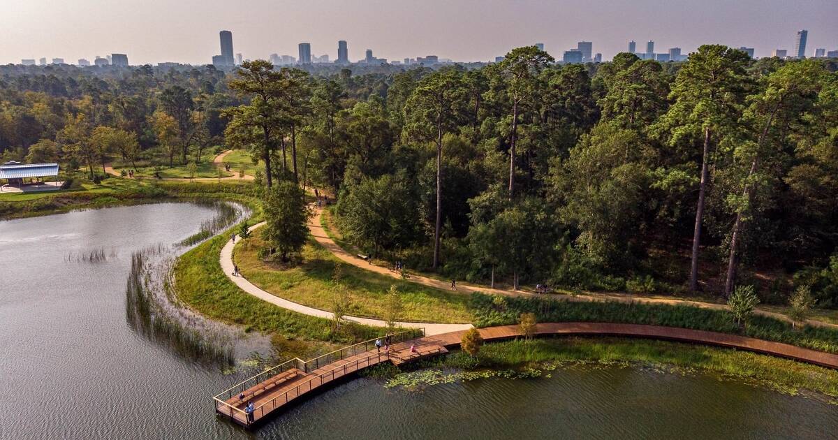 These 11 Houston places have incredible skyline views