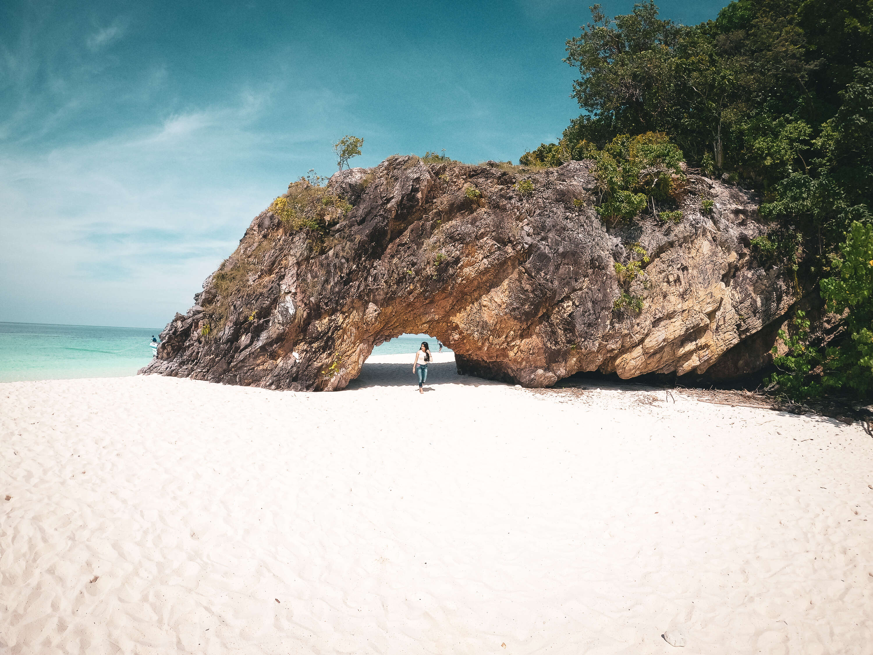 Koh Lipe’s beaches and surrounding islands