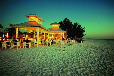 Sandbar Seafood & Spirits