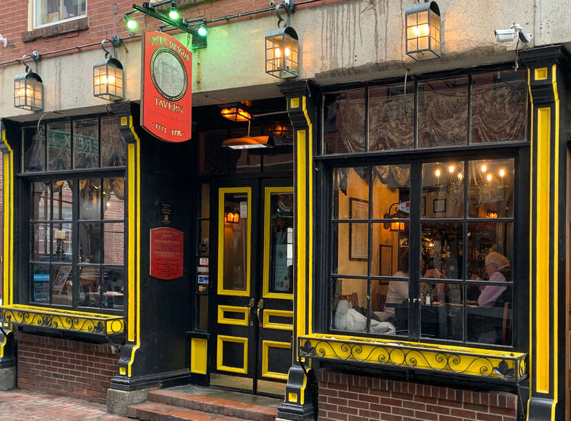 The Green Dragon - Hop off The Freedom Trail and into