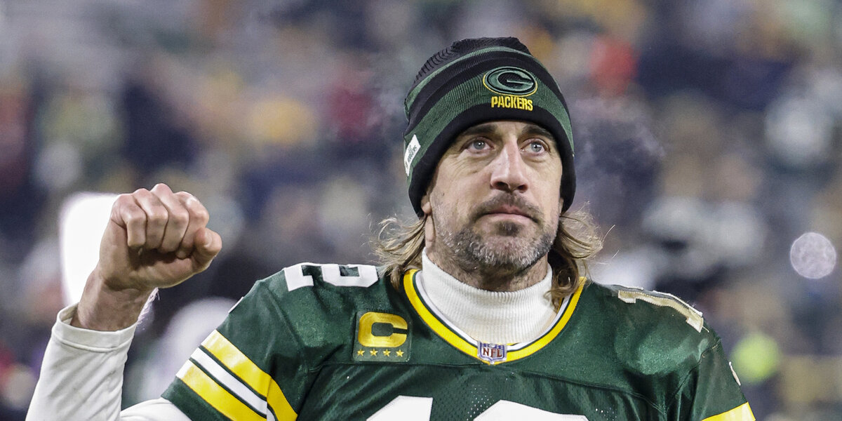 Green Bay Packers president comments on Aaron Rodgers, retiring