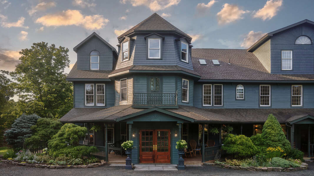 This New Catskills Boutique Hotel Brought a Victorian Estate Back to Life