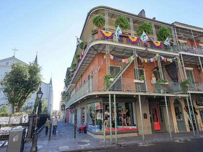 New Orleans Travel Guide: Vacation + Trip Ideas