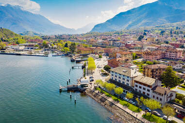 hiking italy