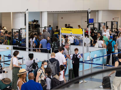 Long security lines at Newark International Airport.