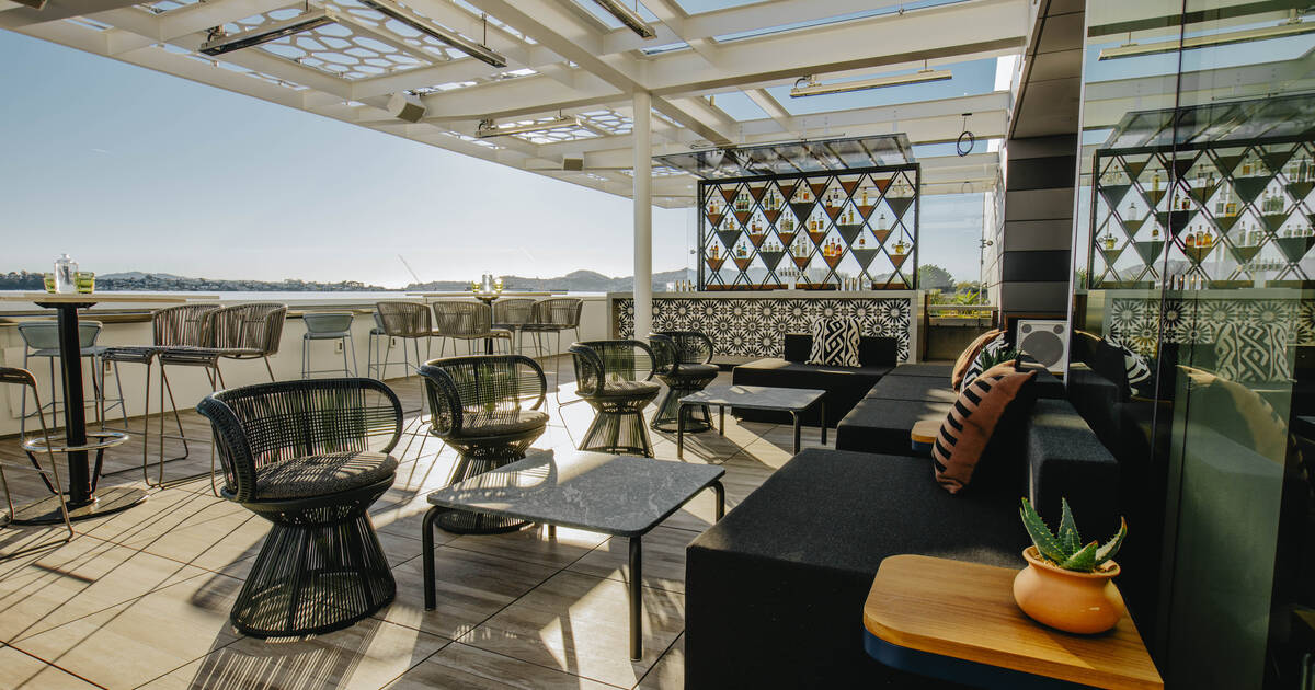MKT Restaurant – Bar - View  Four Seasons Hotel San Francisco