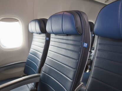 united economy seats