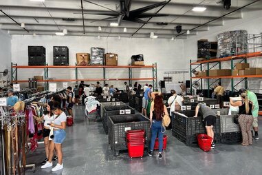 Thrift Vintage Outlet