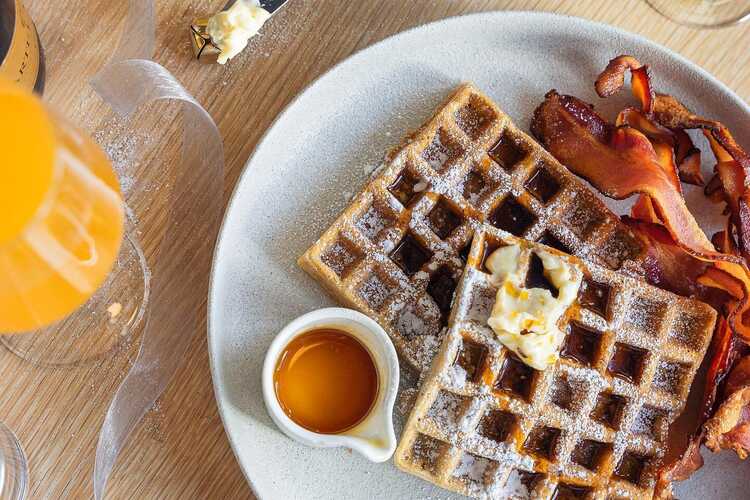 Brunch Biz: Bacon Social House - 5280