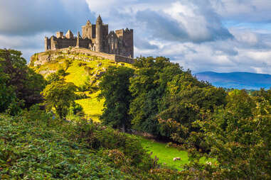 drive to Rock of Cashel