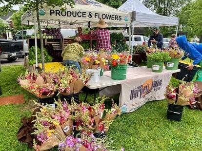 Richland Park Farmers' Market
