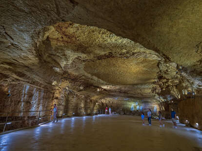 Texas Natural Bridge Caverns Expansion with Huge Ballroom Opens in May ...