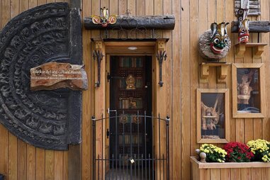 Sri Lankan Art &amp; Cultural Museum NY