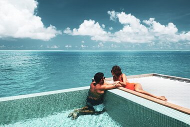conrad bora bora nui infinity pool