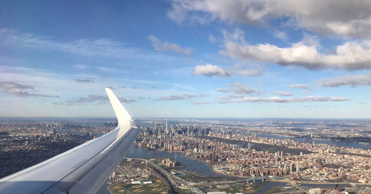 Airlines Are Cutting NYC Flights Due to Air Traffic Control