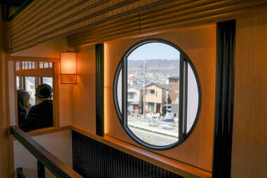 Kyo Train Garaku window