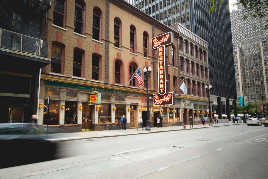 OldSchool Restaurants in Chicago Classic Places to Eat Thrillist