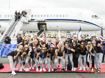 uswnt world cup airport