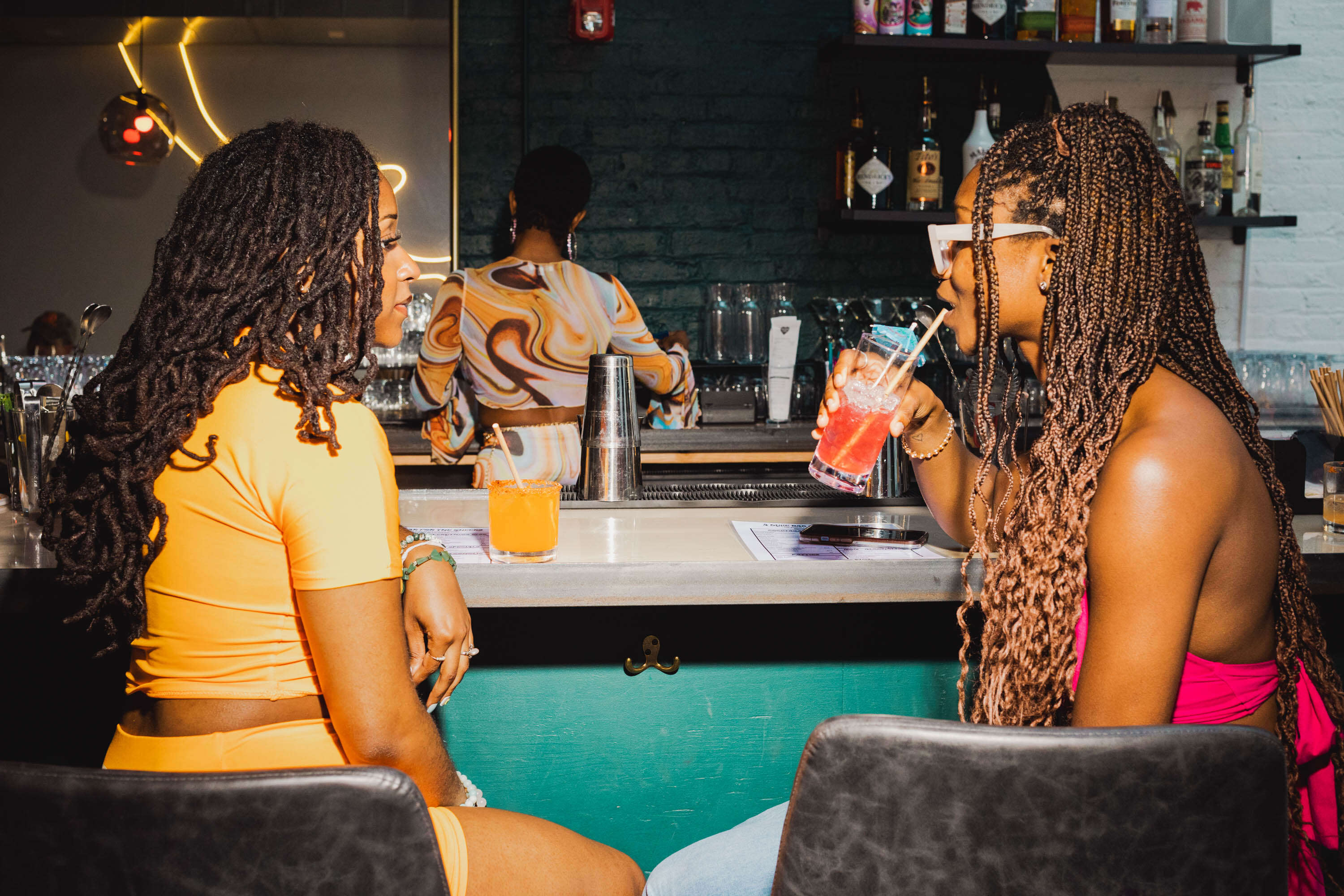 Kresloda va eshakda video