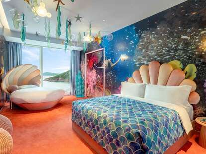 Mermaid princess inspired room at the Fullerton in Hong Kong