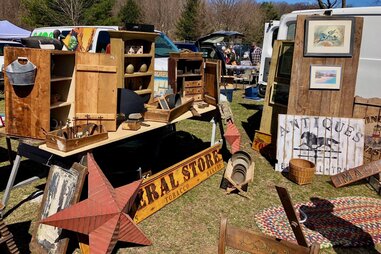 Elephant’s Trunk Flea Market