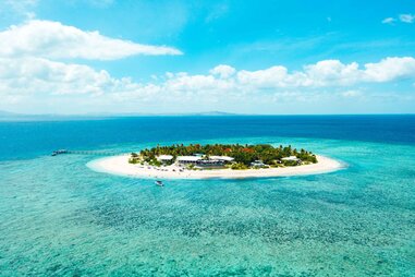 flight to fiji