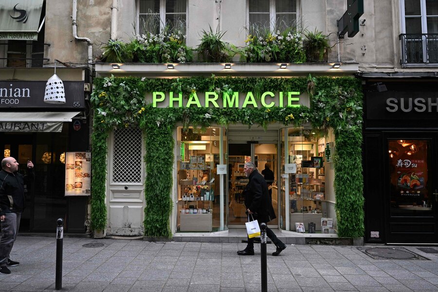 France’s Hottest New Tourist Destination Is the Pharmacy France’s Hottest New Tourist Destination Is the Pharmacy
