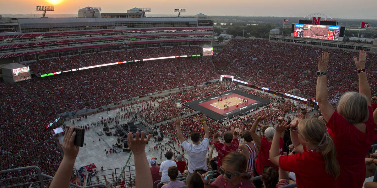 Nebraska Volleyball Stadium Event Draws 92,003 To Set Women's World Attendance Record - Vimarsana News