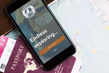 nomadmania travel app