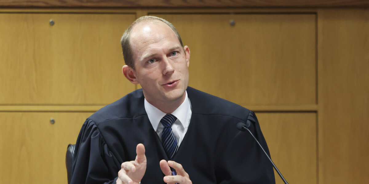 With Cameras Capturing Every Word, the Pressure Is On for the Georgia Judge Over Trump's Indictment - Vimarsana News