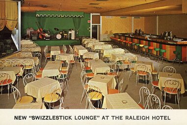 A dining room entertainment setup at the Raleigh Hotel