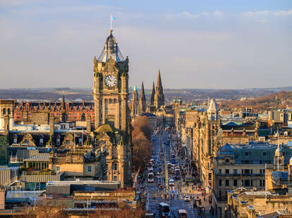 Old town Edinburgh and Edinburgh castle in Scotland UK. 