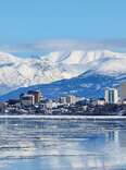 Snow town Anchorage, Alaska, the United States of America is one of many people's dream to visit due to its scenery, culture, culinary.