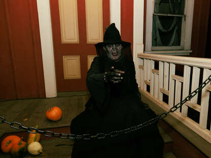 witch at haunted house in San Francisco 