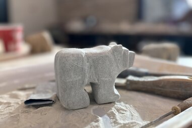 bear carving