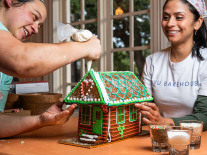 DIY Holiday Beverage Station - Cottage in the Oaks