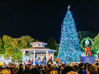 Visit Grapevine, Texas for Its Christmas and Holiday Wonderland - Thrillist