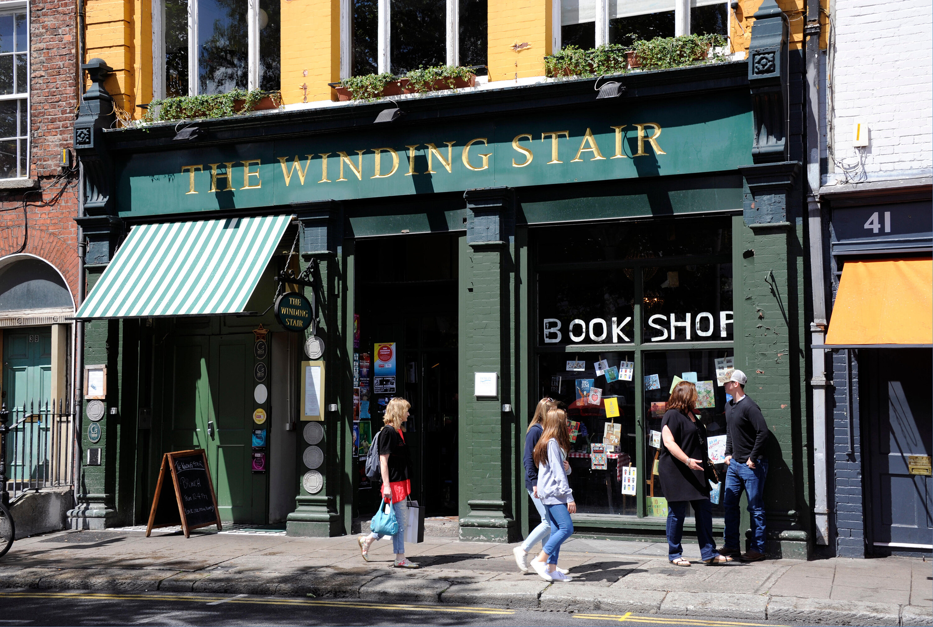 Dublin’s Best Bookstore Has Been a Bohemian Hot Spot Since the ’80s